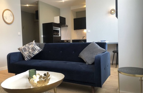 Albertville Condo | Beautiful T2 city center parking