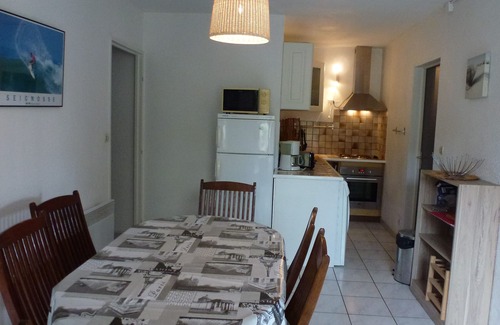 Le Penon Apartment | BEAUTIFUL T3 ON GROUND FLOOR, A100 M BEACHES AND SHOPS IN SEIGNOSSE LE PENON