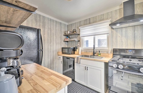 Thermopolis House | Beautiful Thermopolis Home w/Private Yard & Grill