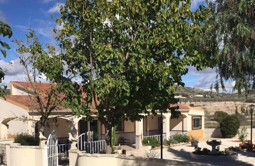 Salinas Villa | Beautiful three bedroomed private villa with pool and scenic mountain views