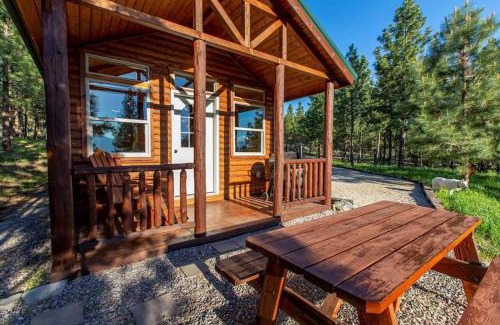 Florence House | Beautiful Tiny House Retreat Close To Missoula