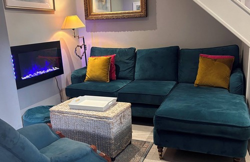 Christchurch House | Beautiful townhouse in Christchurch, Dorset