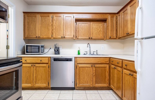 Sumter County House | Beautiful Townhouse Near Shaw AFB