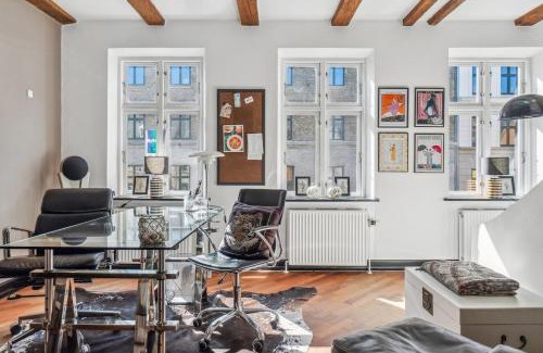 Copenhagen K Villa | Beautiful townhouse with a garden in the best location in Copenhagen