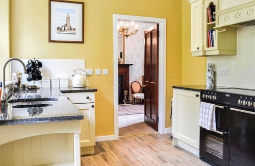 Sanquhar Cottage | Beautiful Traditional secluded country cottage, Fantastic view!