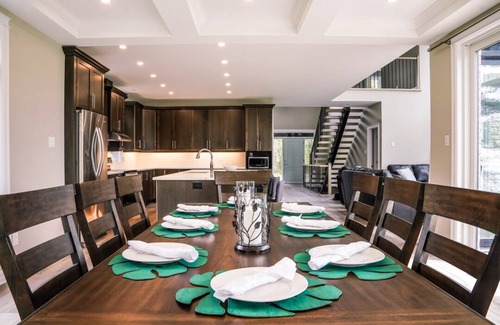 Kingston Cottage | Beautiful tranquil lakehouse in the heart of the Thousand Islands awaits you!