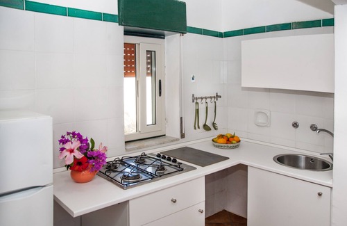 San Giorgio House | Beautiful two-room villa, right on the sea, swimming in the pool, culture and relaxation.