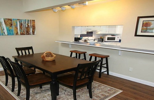 Tellico Village House | BEAUTIFUL TWO STORY TOWNHOME in TELLICO VILLAGE GOLF RESORT & FITNESS COMMUNITY