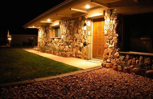 Kanab House | Beautiful unique Home away from home!