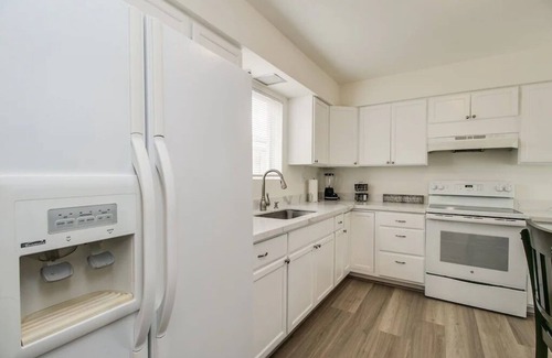 Casa Granada Townhouses Apartment | Beautiful Updated 2-Bdrm in Old Town Scottsdale!