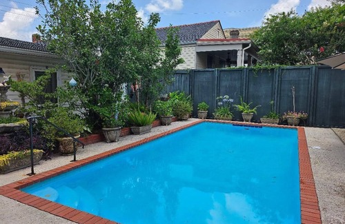 Touro Apartment | Beautiful Uptown New Orleans w/Pool Near Street Car Line