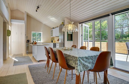 Borre House | Beautiful vacation home on the beach at Råbylille on Møn.