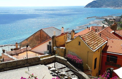 Villa Faraldi House | Beautiful Vacation home on the ital. Riviera for rent!