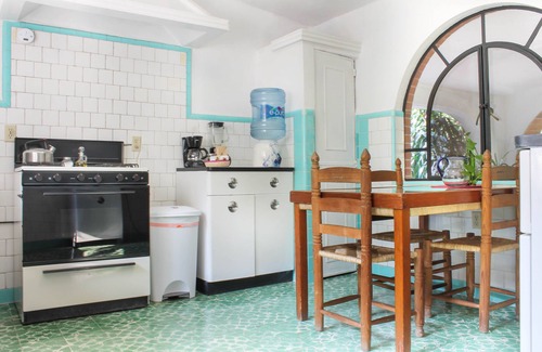 Cuernavaca House | Beautiful Vacation rentals in Sunny Cuernavaca, México-Family and Pet Friendly!