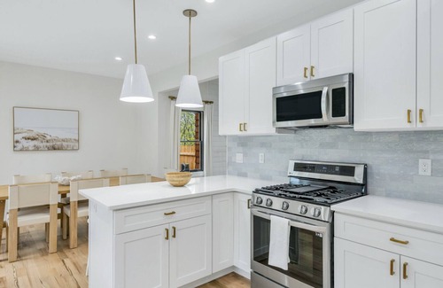Hampton Bays House | Beautiful Vacation Home in Hampton Bays walking distance to Peconic Bay Beaches!