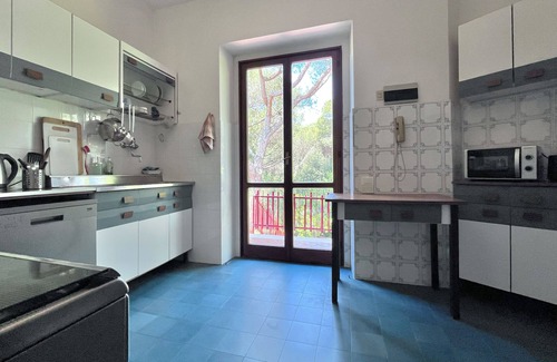 Fondi Villa | Beautiful villa apartment on the beach