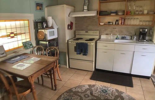 Downtown Klamath Falls Cabin | Beautiful view of the lake with patio and BBQ.