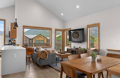 Crested Butte House | Beautiful Views- Great Location