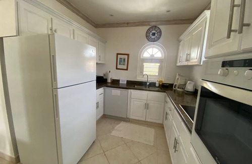 Mount Standfast House | Beautiful villa with cottage, private plunge pool and stunning sea views