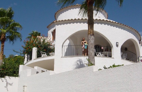 Alcossebre Villa | Beautiful Villa With Private Pool, Mountain and Sea Views. 5 mins walk to beach