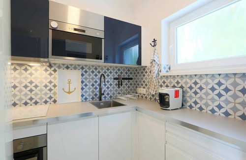 Balatonoszod House | Beautiful villa for 5 people with A/C, WIFI, TV, patio and parking