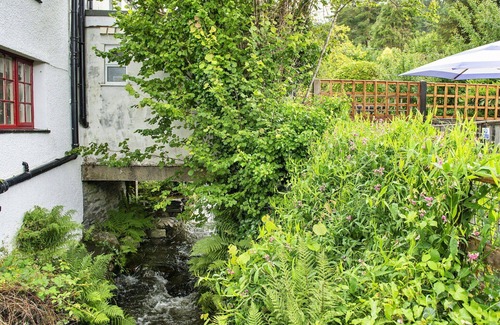 Dolwyddelan House | Beautiful villa for 6 people with WIFI, pets allowed and parking