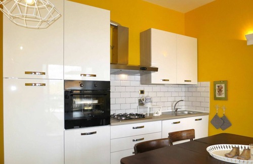 Capodimonte House | Beautiful villa for 12 people with WIFI, A/C, TV, terrace and pets allowed