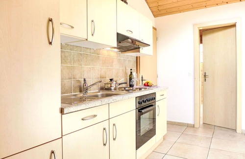 Frutigen Villa | Beautiful villa for 4 guests with WIFI, patio and parking