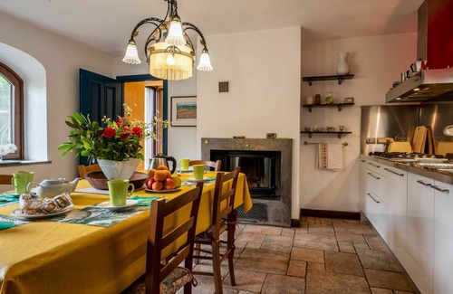 Cortazzone House | Beautiful villa for 8 people with private pool, TV, patio, pets allowed, panoramic view and par.