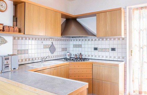 Malcesine House | Beautiful villa for 6 people with A/C, WIFI, TV, terrace and pets allowed