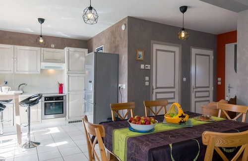 Ploudalmezeau House | Beautiful villa for 4 people with WIFI, TV, terrace, pets allowed and parking