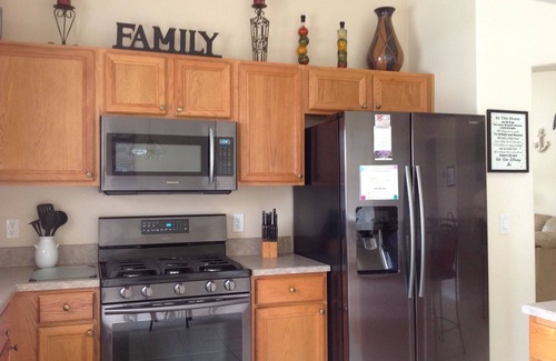 Solana House | Beautiful villa in gated 5 Bdrm 4 bath private pool and spa near Disney