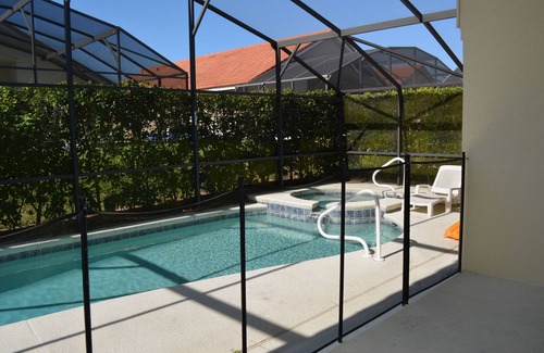 Solana House | Beautiful villa in gated 5 Bdrm 4 bath private pool and spa near Disney