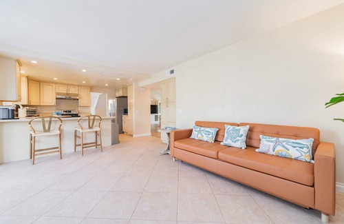 Northwood House | Beautiful Villa in Northwood Irvine