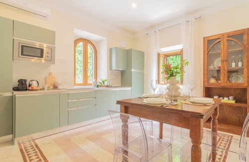 Montefiascone Villa | BEAUTIFUL VILLA WITH A VIEW OF THE LAKE