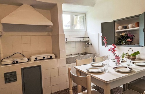 Prela House | Beautiful villa for 6 people with TV, terrace, pets allowed, panoramic view and parking
