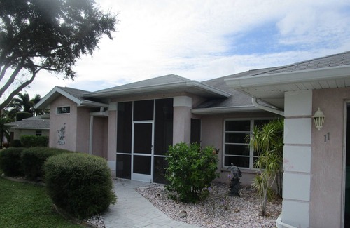 Broadmoor Villa | Beautiful Villa that's highly rated