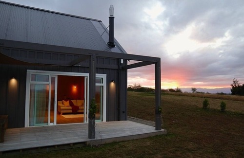 Dyerville House | Beautiful Wairarapa views, short drive to all Martinborough has to offer