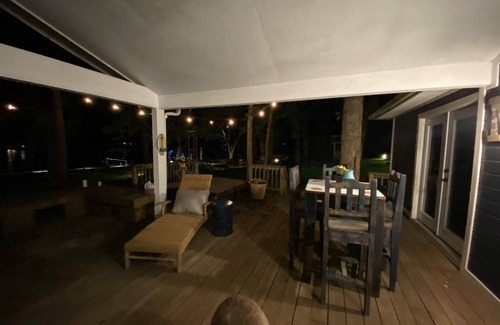 Wills Point House | Beautiful waterfront lake house!