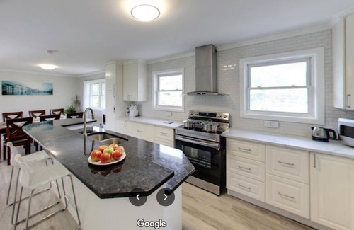 Augusta House | Beautiful Waterfront Home on St. Lawrence River