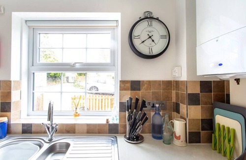 Budleigh Salterton Cottage | Beautifully Appointed - historic village setting. Quiet church side location