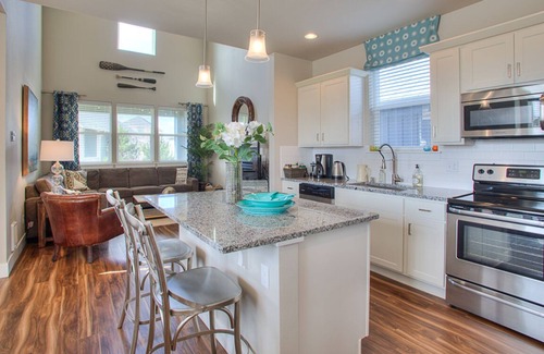 Ocean Shores House | Beautifully appointed home, ADA accessible and hot tub