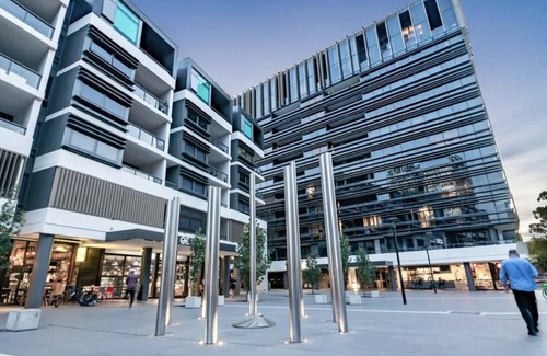 Zetland Apartment | Beautifully appointed lifestyle abode - central to beach, airport and CBD