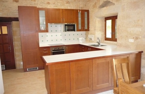 Daglan House | Beautifully converted stone barn near Daglan, Perigord Noir, heated pool