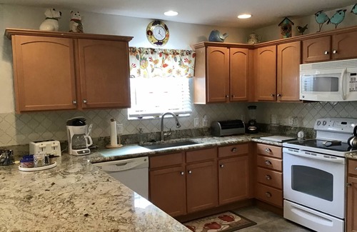 Hadley House | BEAUTIFULLY Decorated Dog Friendly Villa w/GAS GOLF CART!