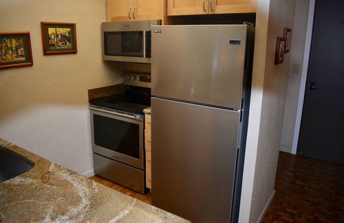 Kaanapali Condo | Beautifully Decorated Whaler Studio at The Whaler on Ka'anapali Beach