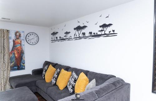 Weequahic Apartment | Beautifully Designed & Spacious Apartment in Newark 10mins from EWR Airport, Close to NYC and Beth Israel Hospital
