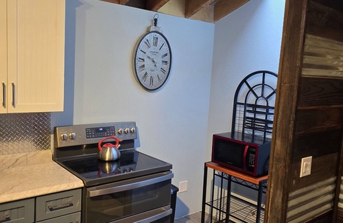 Coto de Caza Apartment | Beautifully furnished 2nd floor private 1 bedroom apt&kitchen& double GE range