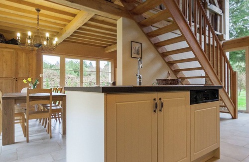 Auriac House | Beautifully located country house with heated pool