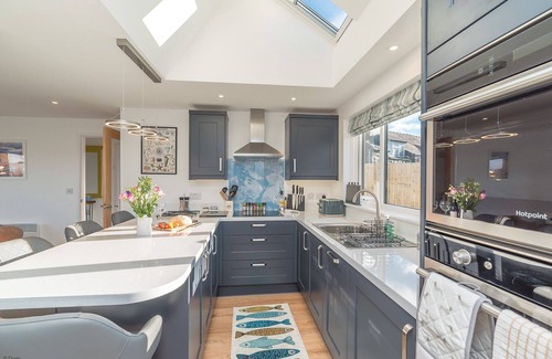 Dyffryn Ardudwy Cottage | Beautifully Renovated Two Bedroom Bungalow Near the Beach | Y-Berllan